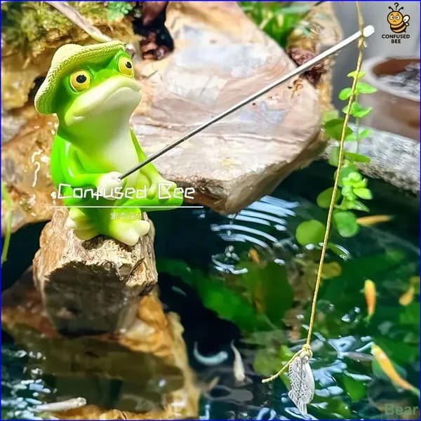 Фигурка садовая