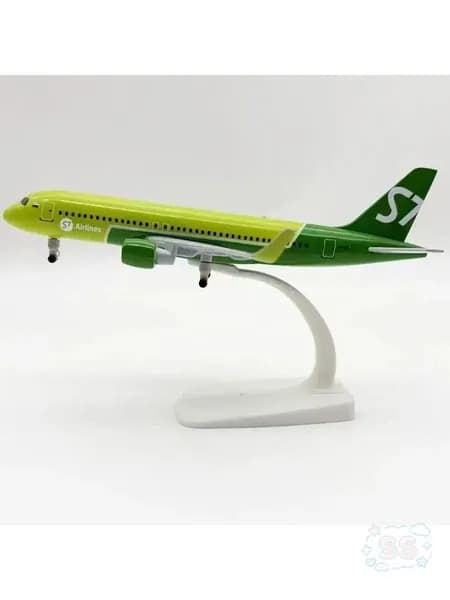Премиуммодель самолета S7 A320, 16 см, с колесами шасси SS305