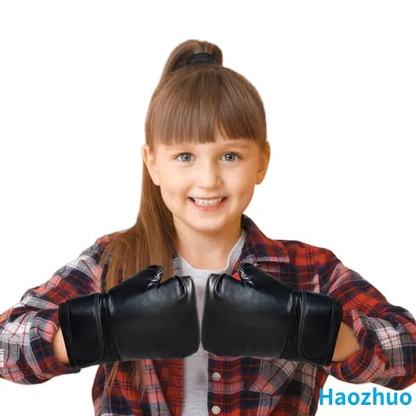 Перчатки для кикбоксинга