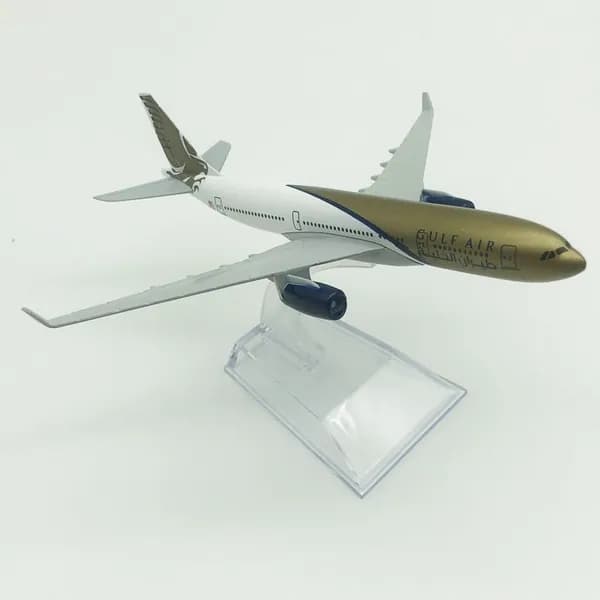16 см , Металлическая модель самолета Airbus A330 Gulf Air