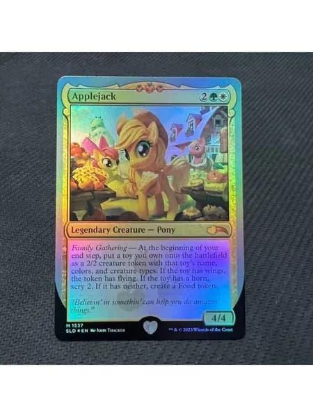 Высококачественная игровая карта Magic The Gathering, подходящая для семейных и дружеских посиделок, поставляется в прозрачном наборе.