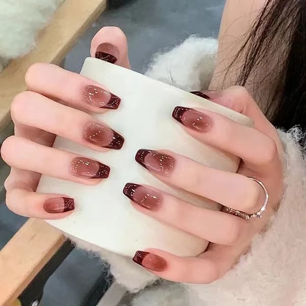 Накладные ногти с дизайном ( 24 типсы + клей )