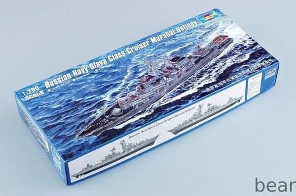 Trumpeter 1/700 05722 Русский крейсер Маршал Устинов Корабль