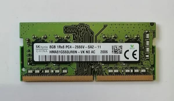 Hynix Оперативная память SODIMM DDR4 HMA81GS6DJR8N-VK 8Гб 2666MHz DDR4, 2666 МГц, 1 x 8 ГБ (HMA81GS6DJR8N-VK)