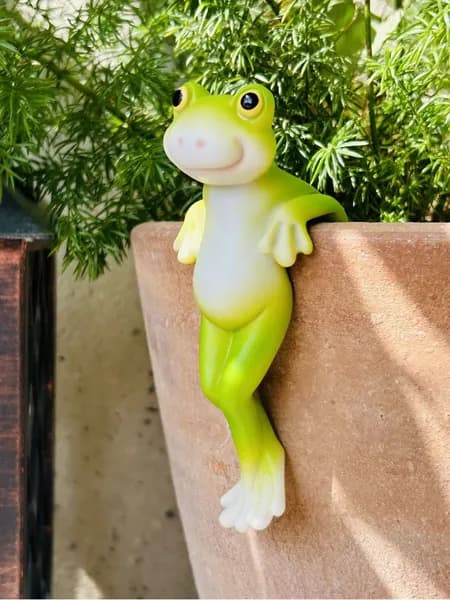 Фигурка садовая