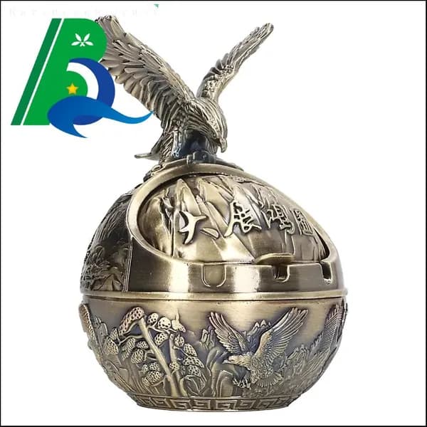 Пепельница Eagle - Винтажная металлическая пепельница с орлом, ретро дизайн для дома и офиса