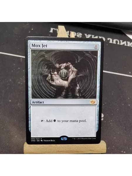Высококачественная игровая карта Magic The Gathering, подходящая для семейных и дружеских посиделок, поставляется в прозрачном наборе.