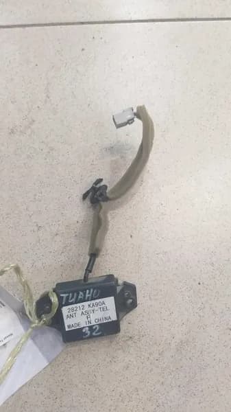 Антенна Nissan Teana J32 2008-2014 28212KA90A
