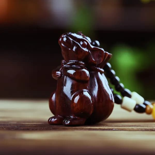 Резная фигурка из красного сандала с знаками китайского зодиака, ручная статуэтка, подвеска и брелок, этнический сувенир ручной работы