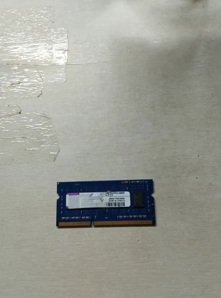 Оперативная память Оперативная память 1Gb 1Rx8 PC3-10600S 9-10-B10 DDR3, 1 x 1 ГБ (1Gb 1Rx8 PC3-10600S 9-10-B10)