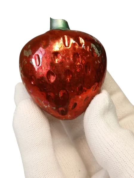 Советская ёлочная игрушка, клубника, сделано в СССР.