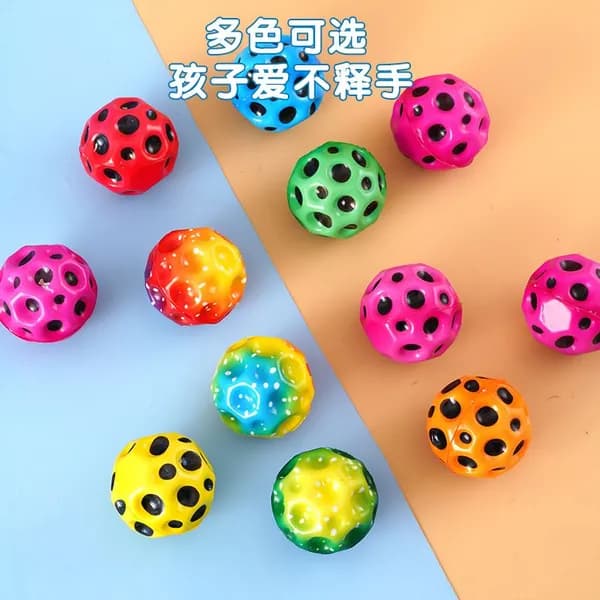 Игрушки для лошадей