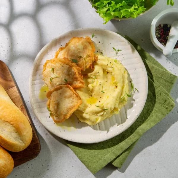 Филе минтая жареное в кляре с картофельным пюре М Кухня 210г