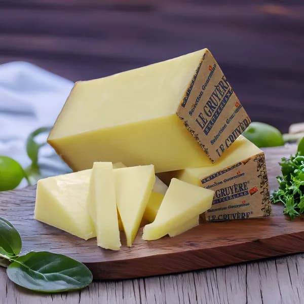 Грюйер AOP, до 1000 гр, Швейцарский твердый сыр, Le Gruyere AOP, ТМ Margot Fromages