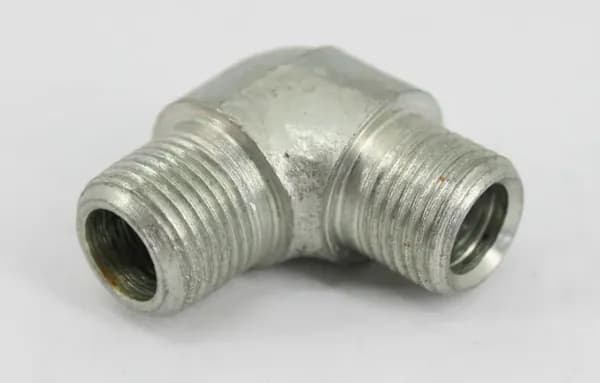 Угольник М16х1,5/М16х1,5 (под конус < 90 град.) (ОАО МАZ)/ арт.379051