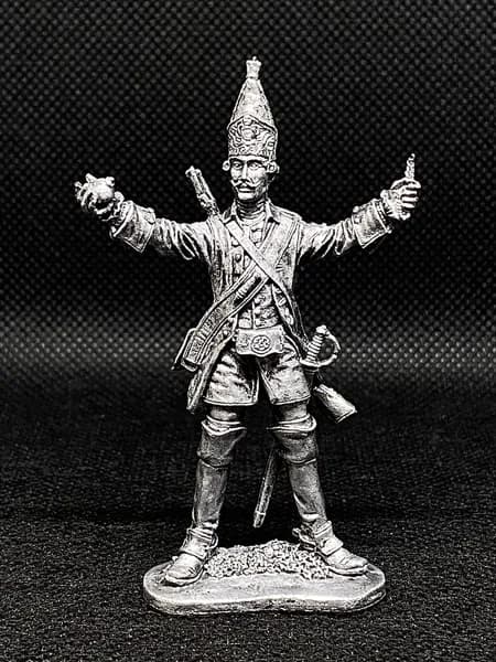 Оловянная фигурка "Гренадер драгунского полка Россия 1732-1742", историческая миниатюра, подарок коллекционеру на 23 февраля, день рождения, День Победы, для декора интерьера, высокая детализация