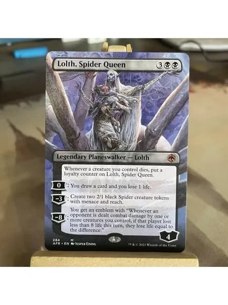 Высококачественная игровая карта Magic The Gathering, подходящая для семейных и дружеских посиделок, поставляется в прозрачном наборе.