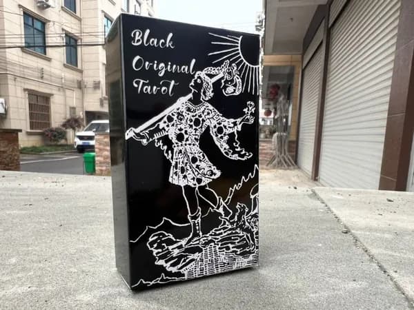 Black and White Rider Tarot Deck Колода Таро Черно-белый Всадник