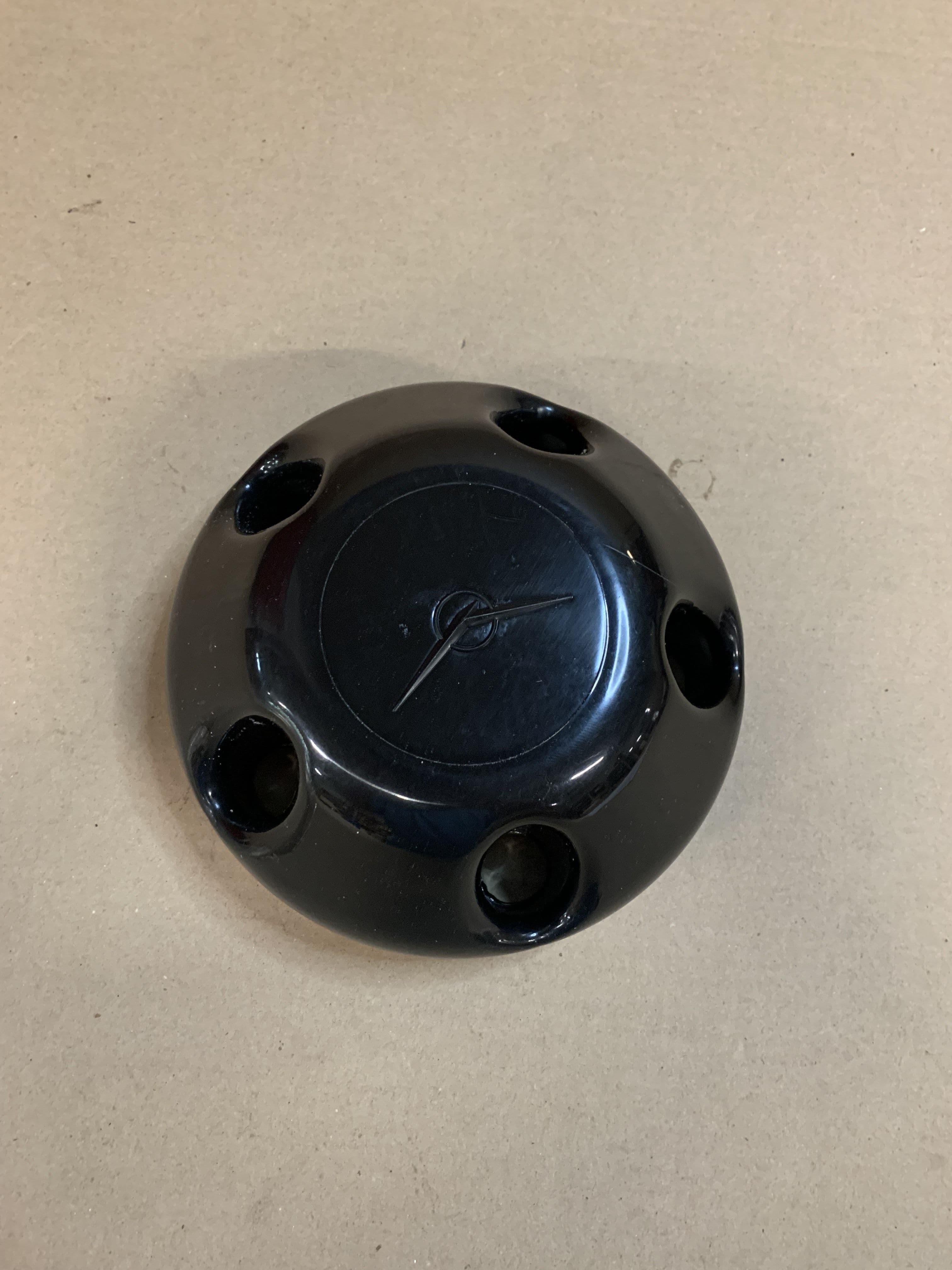 Колпак колеса УАЗ-Patriot (под штамп. диск) черный / 3162-3102100-01