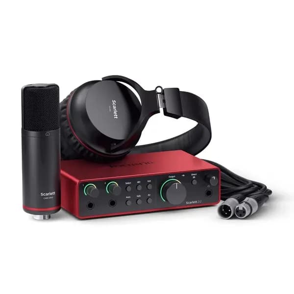 Комплект Focusrite Scarlett 2i2 Studio 4th Gen внешняя звуковая карта c наушниками и микрофоном