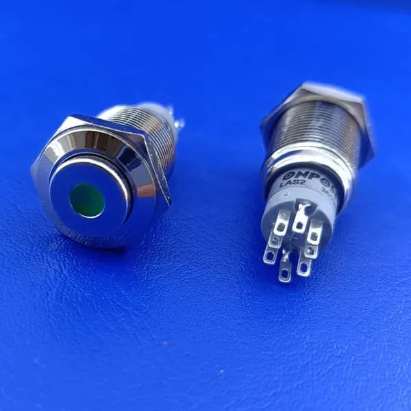 1 штука Кнопка антивандальная LAS2GQH-22ZD/24V зеленая мет 3A 250V (арт.62488)