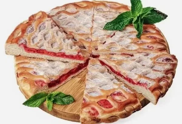 Пирог с малиной сдобный 420 г