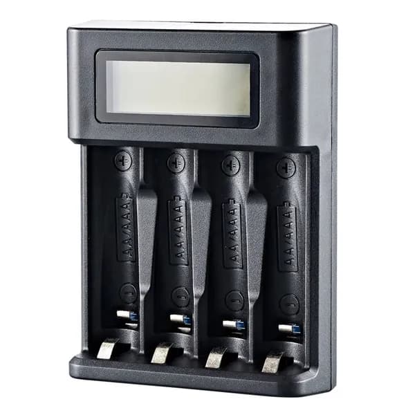 Умное зарядное устройство USB с LCD-дисплеем для 4 аккумуляторов AA/AAA, трёхступенчатая зарядка
