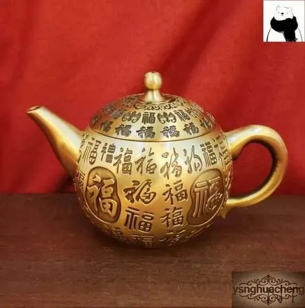 Чайник винтажный , Коллекционный чайник , бронзовый