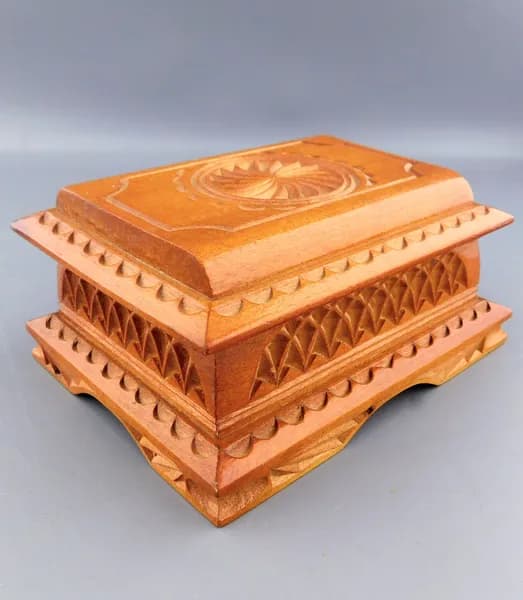 Деревянная резная шкатулка СССР, 1970-е гг