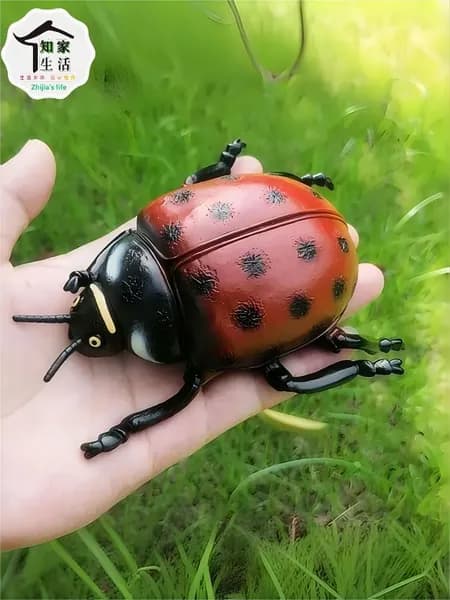 Игрушки для моделирования насекомых - божьи коровки