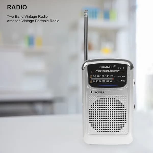 FM/AM-радиоприёмник портативный с аналоговой настройкой и встроенным динамиком