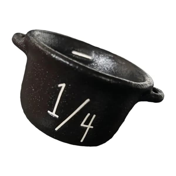 Мерные чашки в виде котла для выпечки на Хэллоуин