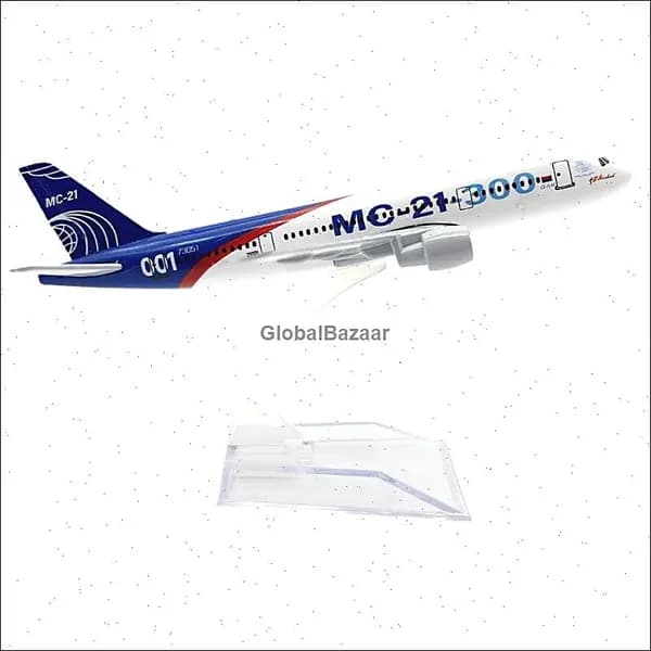 Модель российского MC-21 самолета