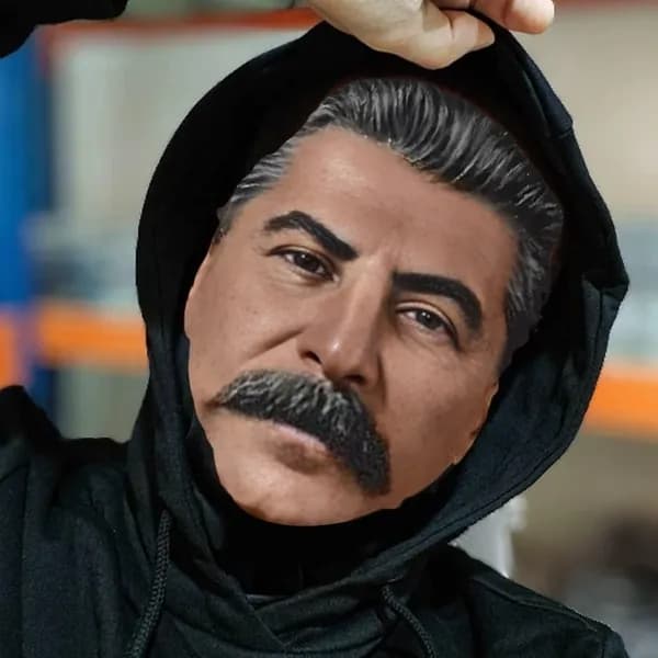 Маска карнавальная знаменитость Иосиф Виссарионович Сталин