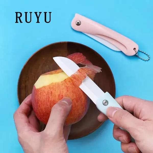 Нож столовый светло-розовый