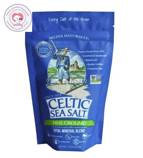 Эксклюзивный набор минералов Celtic Sea Salt Light Grey, 227 граммов, серой солью сформирован.
