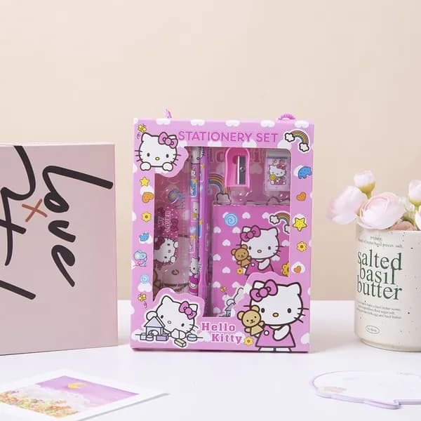 Набор канцтоваров Sanrio в подарочной коробке, 6 предметов, для школы и творчества, подарок для девочки