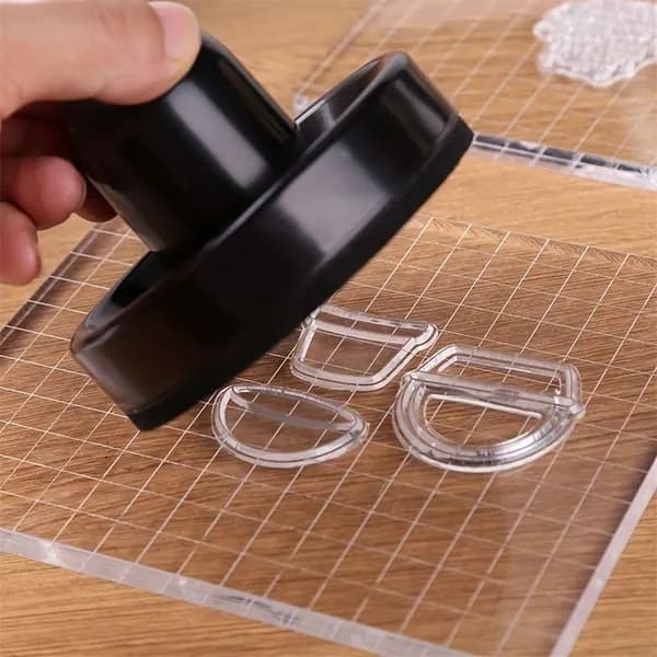 Инструмент штамповки для DIY принадлежностей