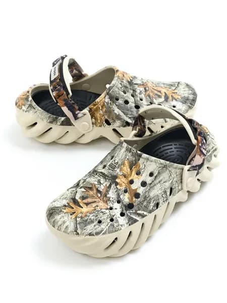Сабо с объёмным декором Classic clog