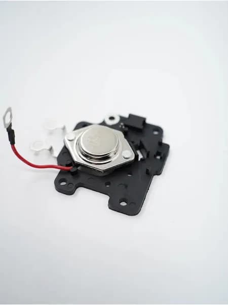 шоколадка генератора мтз 12V