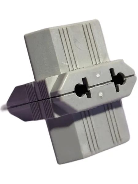 Разветвитель (тройник) FLD Electric FE5 - 3 розетки без заземления, цвет серый