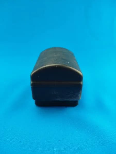 Подушка рессоры "СЭВИ" для автомобилей ГАЗ 3306-09, 53A, 52-01, 66 задняя верхняя