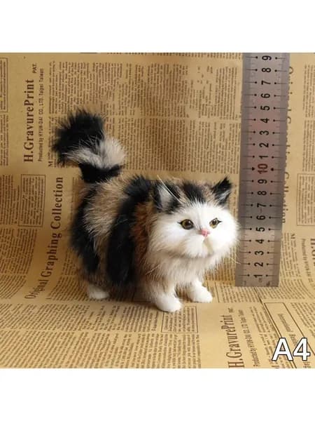 Кукла с имитацией кошки