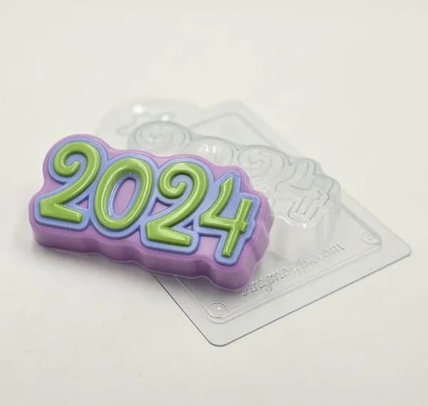 2024 цифры - формочка пластиковая для изготовления мыла, шоколада и гипсовых отливок