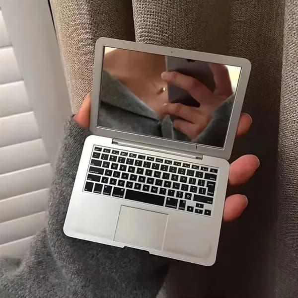 Зеркало интерьерное
