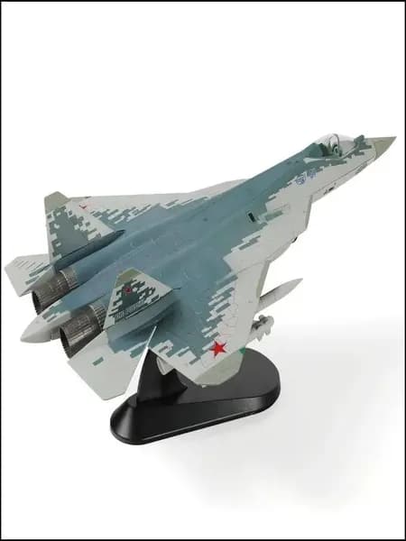 Модель самолета в сборе, 1 / 72 SU-57 Модель самолета с дисплейным стендом Военный стелс SU57 Plane Model Collection Подарок для взрослых