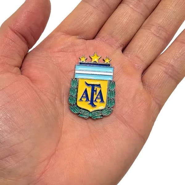 Брошь