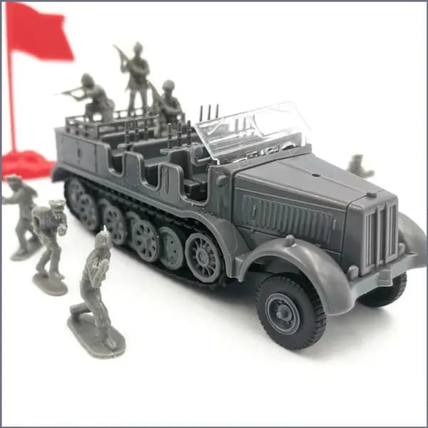 Масштабная модель 1:72 немецкого военного полугусеничного автомобиля Sd.Kfz.7 из пластика с солдатами, игрушка для детей