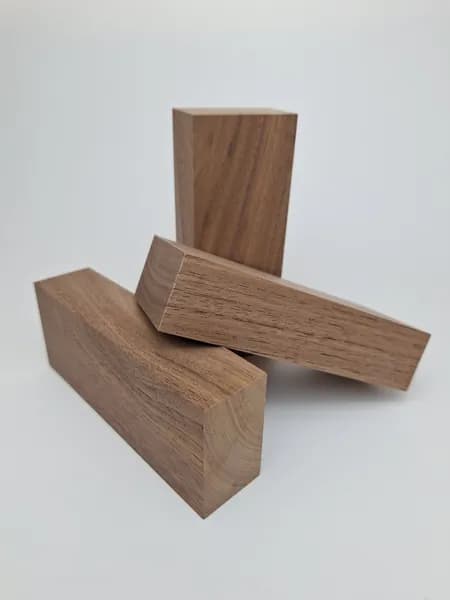 Орех американский (Black Walnut), брусок деревянный 130х48х32 мм, заготовка под рукоять ножа - 1 шт.