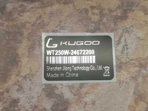 Наклейка для колеса электровелосипеда Kugoo, 30x20 мм. Черный цвет